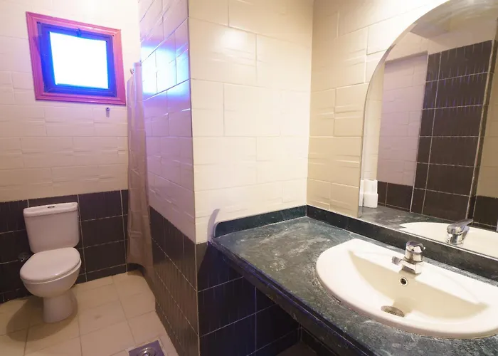 Otel Geisum 2*